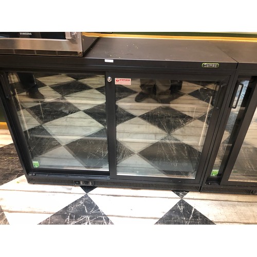 471 - Super condition Gamko full size sliding double door under counter drinks fridge. 90cm tall 120cm wid... 