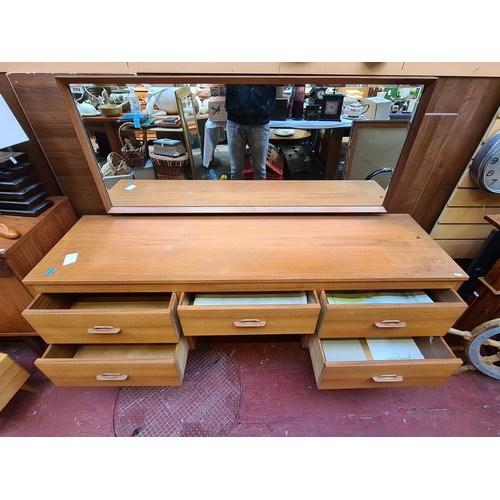 259 - Mid century modern mirrored dressing table. 152 cm high x 122 cm wide x 43cm depth.