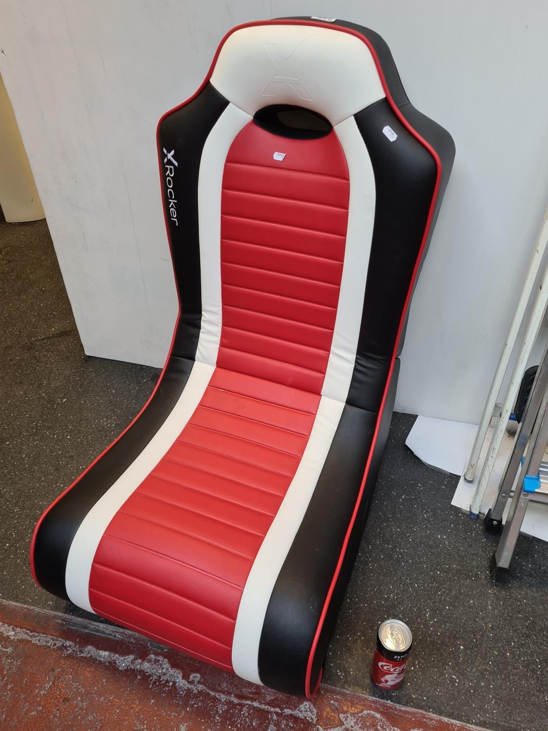 X rocker cyclone online gaming chair