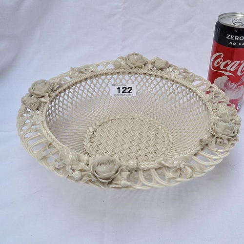 122 - Irish Belleek 19th century, white flower weave basket. Nice larger one (29cm diameter)