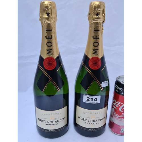 214 - 2 x bottles of Moet Chandon non vintage Champagne