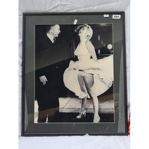 69 - Framed photo of famous Marilyn Monroe moment whilst filming 'Seven Year Itch', released 1955.