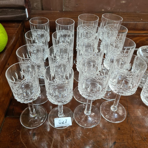 627 - Set of 12 Dublin crystal glasses.