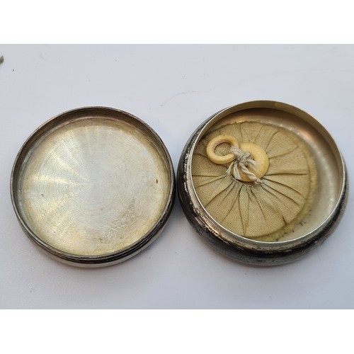 398 - 4 Small boxes inc a Mother of Pearl example with a wooden interior, A round box with 2 18th century ... 