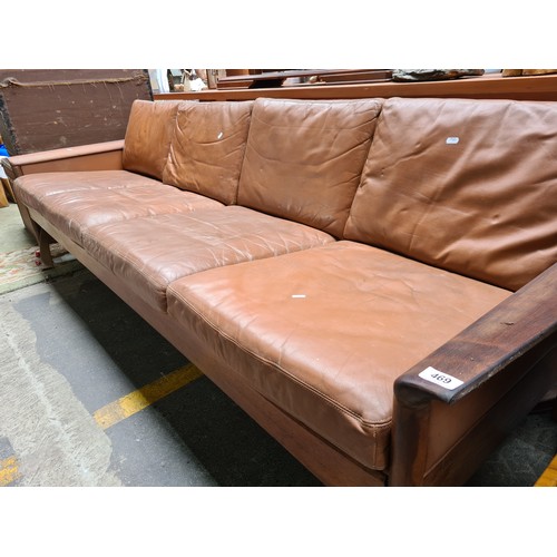 469 - Fabulous Mid century Rosewood and leather Large 4 seater Sofa by leolux. Very similar couch on line ... 