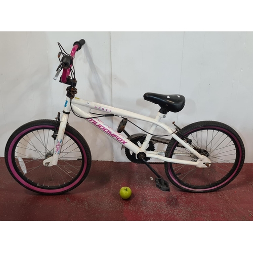 A Girls MuddyFox Bmx Bike. Condition 7 10