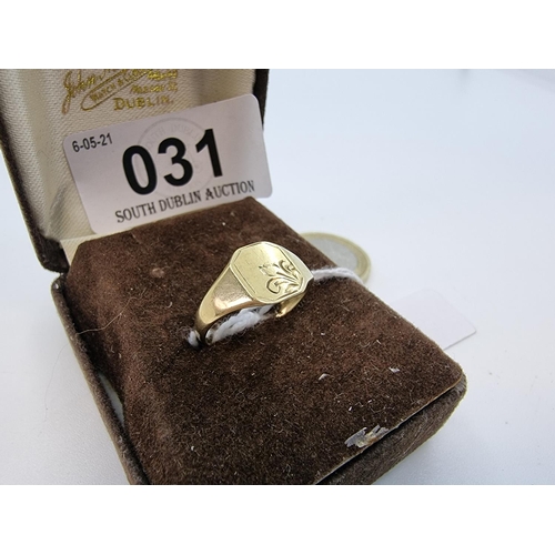 31 - 9 carat gold signet ring, size J, weight 2g
