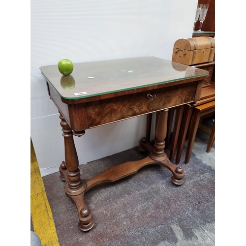 482 - A Victorian Flamed Mahogany Work Table with Single Drawer, original key on a lovely turned wood base... 