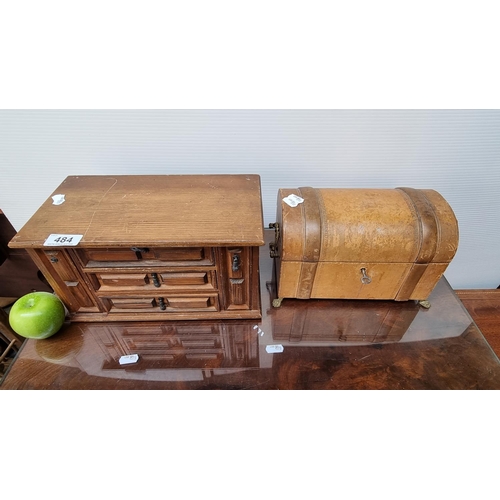 484 - 2 Vintage Jewellery Boxes, The leather one is he shape of a domed topped trunk with lion paw feet an... 