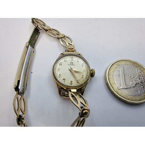 417 - Ladies Omega watch with original box, May have a gold back. Nice example.