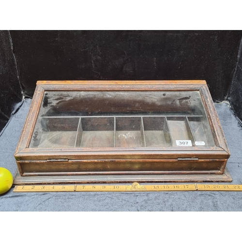 Lot 307       
