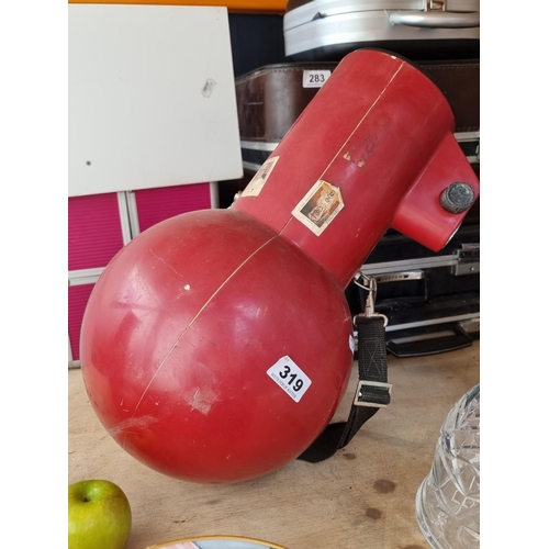 Lot 319       