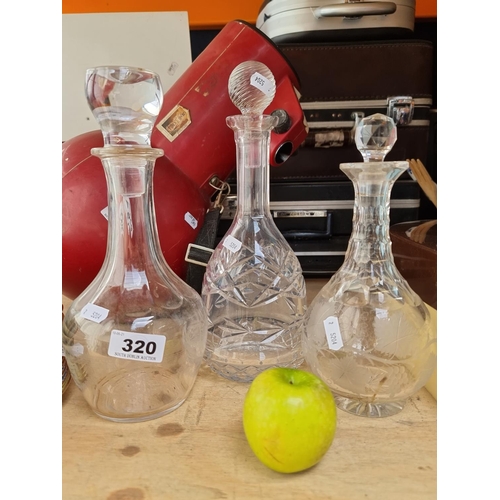 Lot 320       