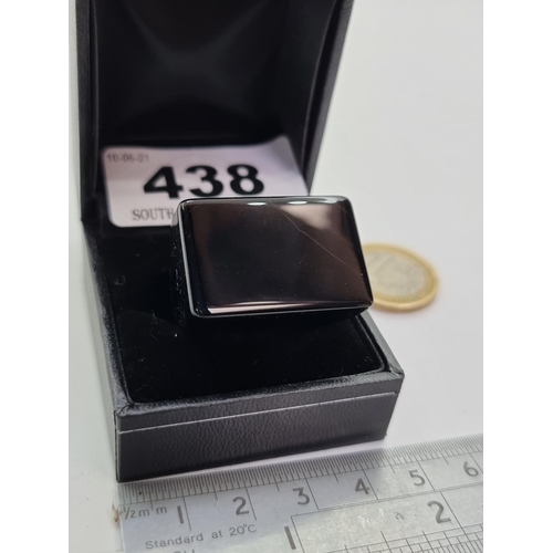 Lot 438       
