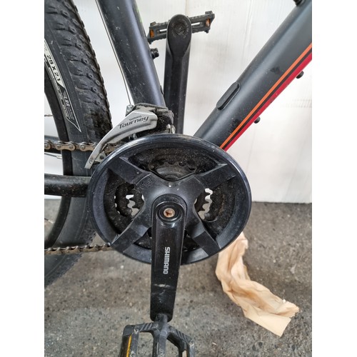 580 - Star Lot : A Fuji Nevada 21 One.9 Hard Tail Full Suspension Mountain Bike, 2018 Black and Red Editio... 