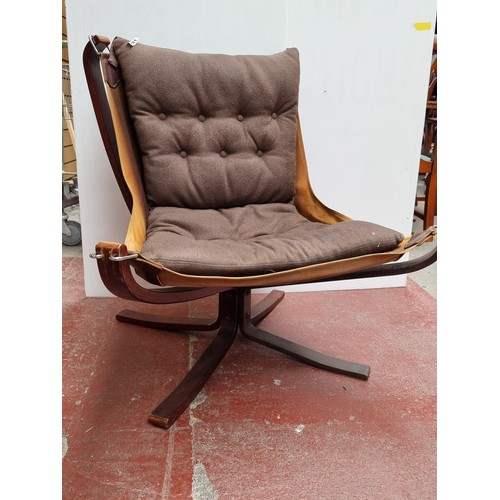 281 - Super designer Suspension  Falcon chair by Sigurd Resell. One on the four legs has been repaired but... 