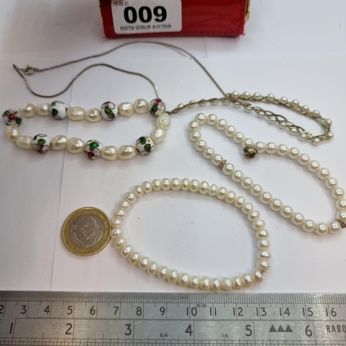 9 - A collection of natural and cultured pearl bracelets, together with a silver and pearl necklace. Nec... 