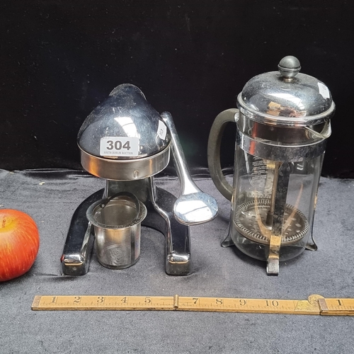 304 - Heavy duty Stainles  orange Juice crush a caffetiere and a tea strainer.