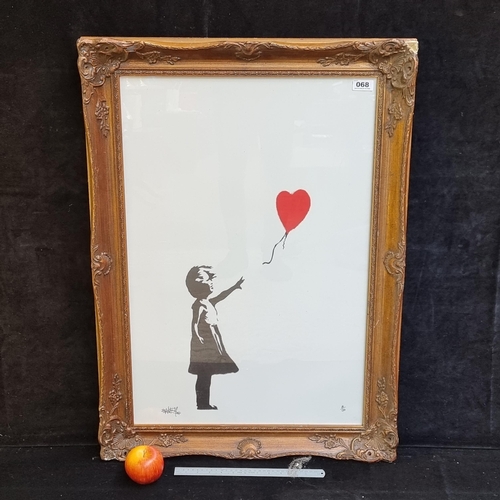 68 - Very Large print of a Banksy 'Balloon Girl', 2002 in a gilt frame. Super iconic image. Mm: 64 cm x 8... 