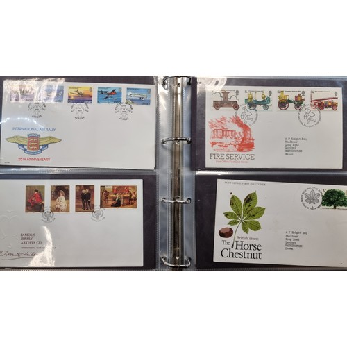 335 - A good collection of world first day covers.