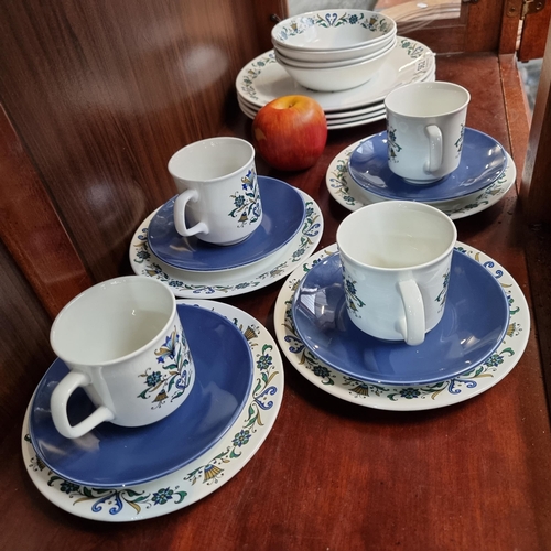 562 - 20 pieces of J&G Meakin England Ironstone China decorated with lovely blue folk style floral pattern... 