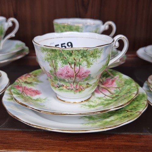 559 - 19 pieces of Royal Standard fine bone china in the 