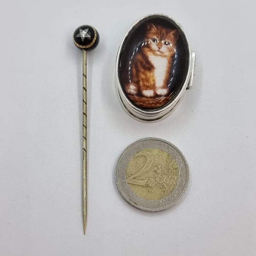 745 - Two items including A Victorian Pique work star motif stick pin, with gold and silver Inlay. Total l... 