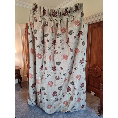 373 - Fabulous pair of very high quality hand embroidered lined curtains. The curtains come with gold tass... 