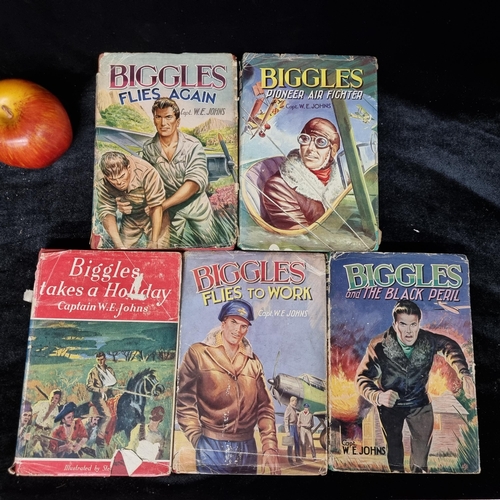 114 - Five fantastic vintage 1950's and 1960's Biggles adventure books by Capt W.E Johns, including 