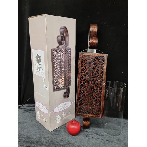 Lot 257       