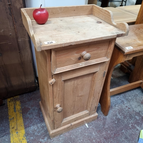 Lot 438       