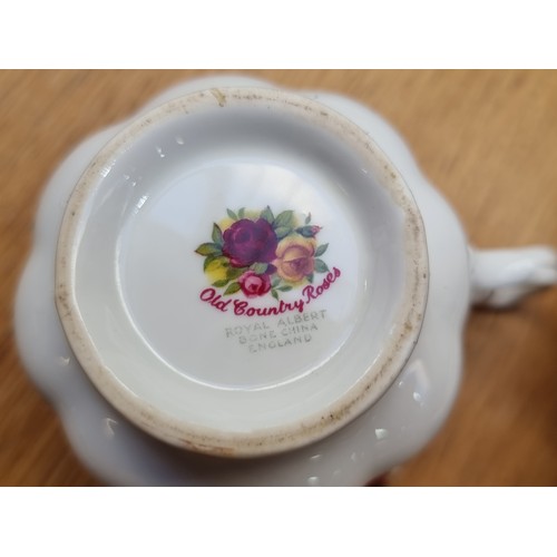 431 - 20 pieces of Royal Albert fine bone china in the 'Old Country roses' pattern showing deep pink and y... 