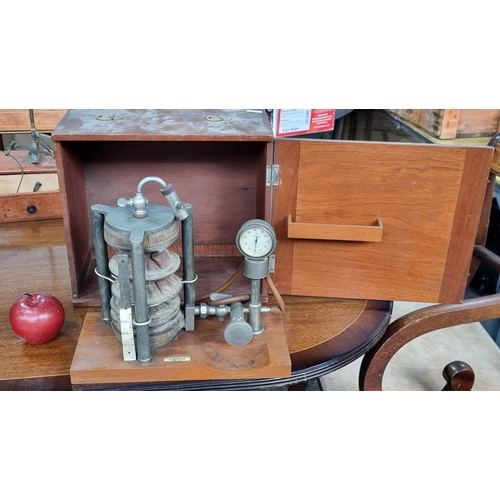 679 - Apparatus for producing artificial pneumothorax, Heaf's type, by Philip Harris and Co. Ltd, Birmingh... 