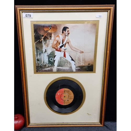 79 - A framed limited edition (39/1000) Queen collectors pieces including a vinyl record of 