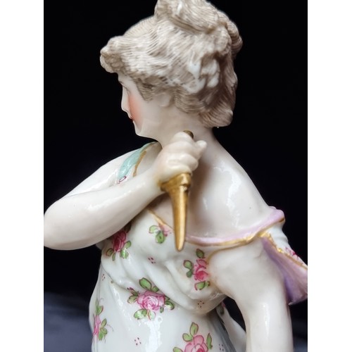 571 - A beautiful 19th century Meissen porcelain figure hold a knife and a poor chicken, ready for lunch. ... 