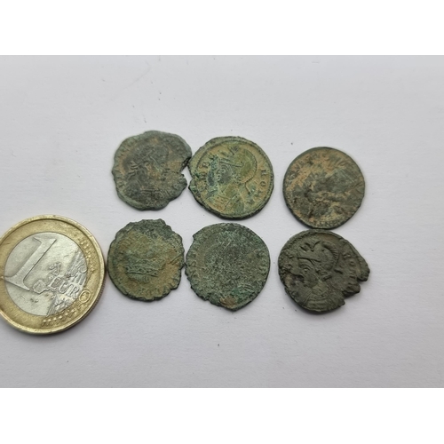 10 - A good collection of various genuine Roman coins. Total weight 11.8g.