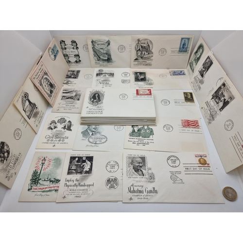 41 - A collection of over 45 first day covers, all relating to USA country wide destinations, including A... 