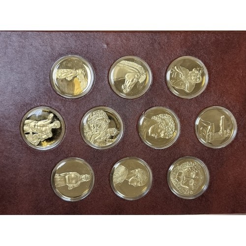 71 - Star Lot: A Franklin Mint 'The Art Treasures of Ancient Greece' collection. In fabulous condition. F... 