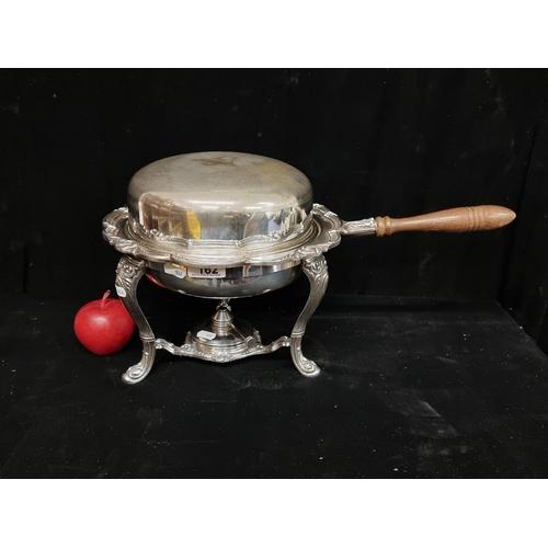 162 - An elegant spirit chafing dish by English Silver MFG Co. Made in the USA by Leonard Silver. Complete... 