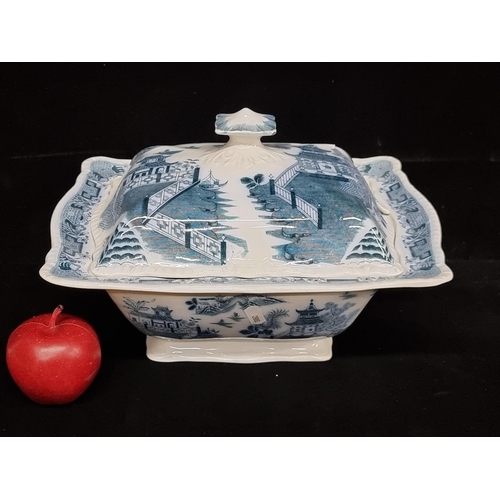 214 - A large antique vegetable tureen by Pountney & Bristol ltd. in the Mandarin pattern. With a beautifu... 