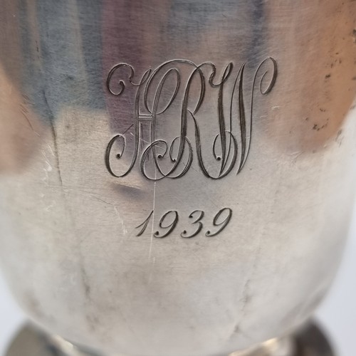 747 - A sterling silver Christening mug, with initials HRW, 1939. Dimensions 8 x 7cm. Weight 70.55g. Hallm... 