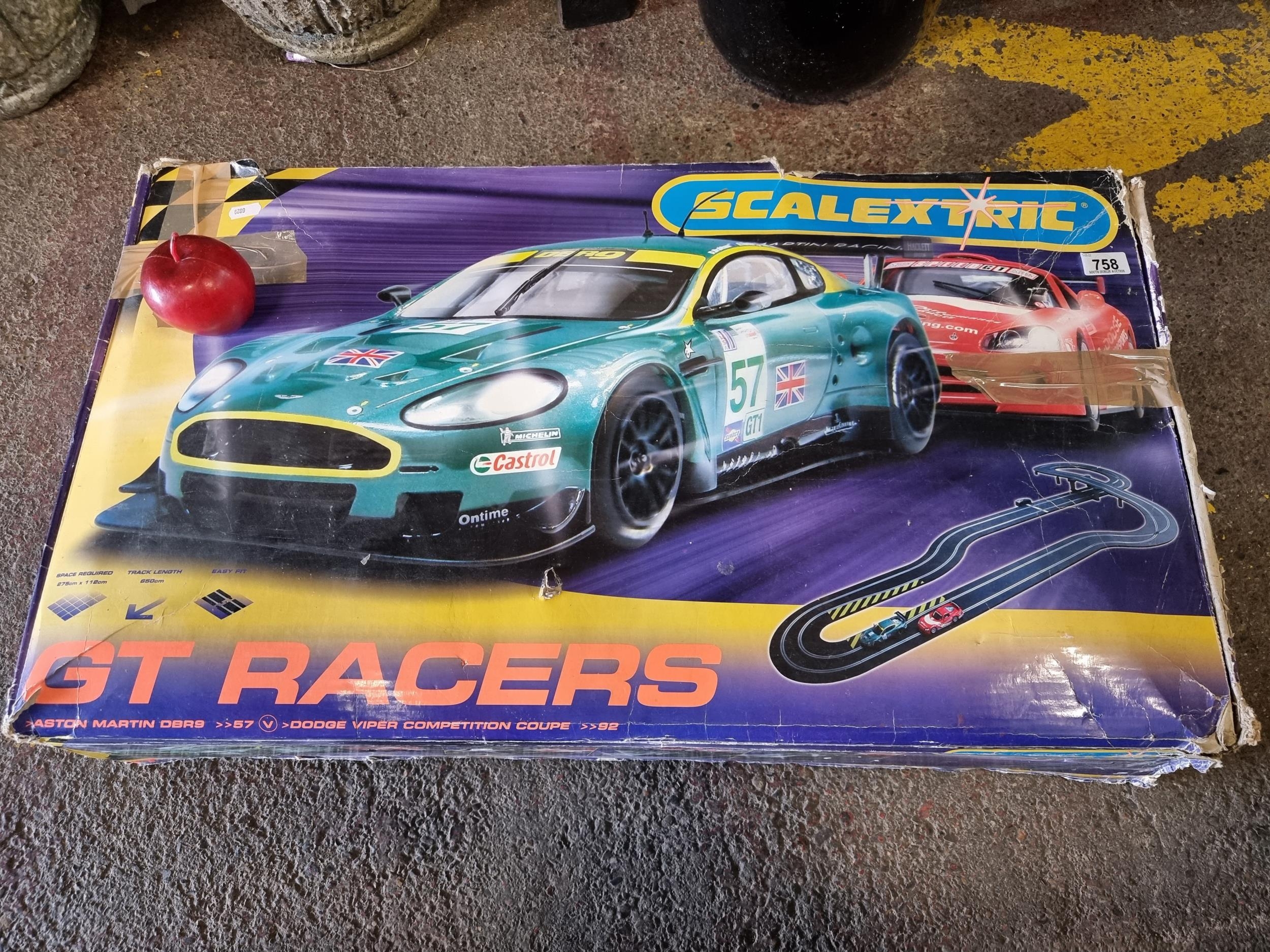 Scalextric deals gt racers