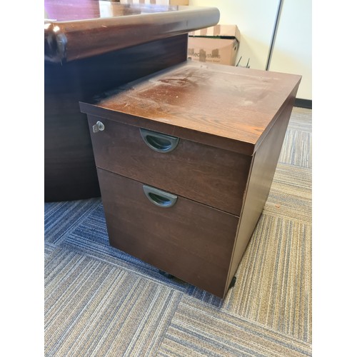 120 - Nice straight large manager desk with curved front with 2 matching cabinets inc one with an open boo... 