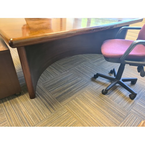 120 - Nice straight large manager desk with curved front with 2 matching cabinets inc one with an open boo... 