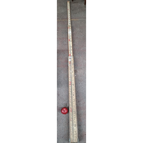 758 - A fantastic vintage Holbro Teleform extendable flood marker/surveyor's measure. A British made item,... 