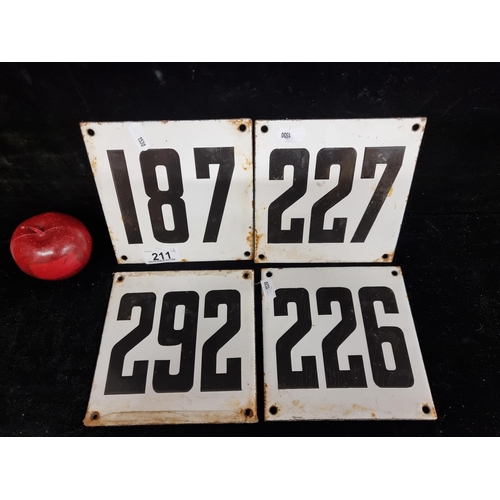 Lot 211       