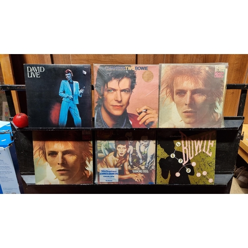 308 - A amazing selection of 6 vinyl records of David Bowie's music including Space Oddity, Diamond Dogs a... 