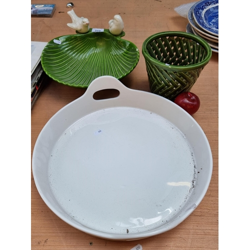 310 - Two super quality  ceramic items including a fabulous vintage green scallop shell shaped serving dis... 