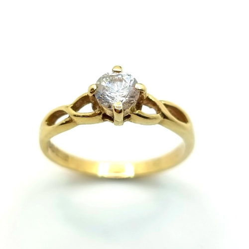 417 - A very pretty 9ct gold Solitaire gem stone ring, with a lovely claw setting and lattice design mount... 