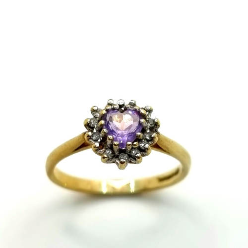 418 - A beautiful 9ct gold heart shaped Amethyst stone ring, with Diamond surround. Ring size: N. Weight: ... 